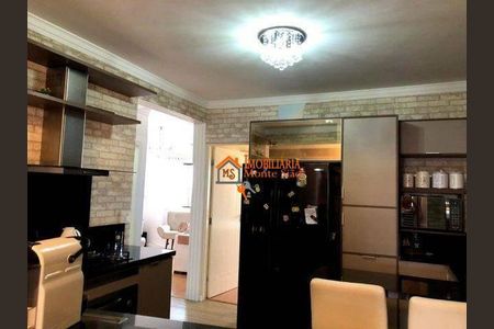 2_photo/94ce8bc3ef.ceff8192393c33de-ATLAS-c721fa89-2f5c-499a-835b-07e7ac2c037a.jpg de casa à venda com 6 quartos, 150m² em Cidade Soberana, Guarulhos