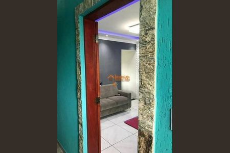 4_photo/94ce8bc831.bb50c8b7bc154c0c-ATLAS-49a7d3d6-1a65-4162-bd5a-cb02ceaa7d8c.jpg de casa à venda com 8 quartos, 320m² em São João, Guarulhos