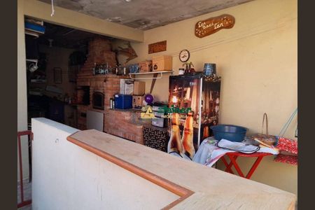 7_photo/94ce8bc98b.2ec9d6c4fee6b855-ATLAS-24e94c64-3d2c-4d24-a8f8-3c5a29fb2384.jpg de casa à venda com 3 quartos, 180m² em São João, Guarulhos