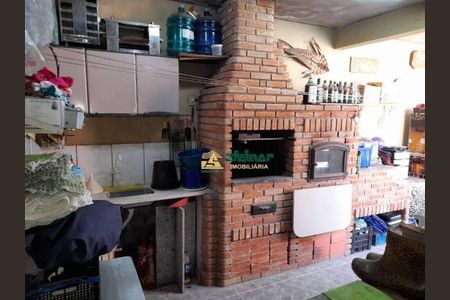 25_photo/94ce8bc98b.2ec9d6c4fee6b855-ATLAS-50b3e95d-b1f4-4036-8b8b-fb4cfb79d107.jpg de casa à venda com 3 quartos, 180m² em São João, Guarulhos