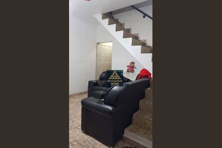 8_photo/94ce8bc9ab.e6f02a1e96aef2b1-ATLAS-62c7f019-9881-4c4e-ac68-d27c93ab5b8d.jpg de casa à venda com 3 quartos, 150m² em Jardim Lenize, Guarulhos