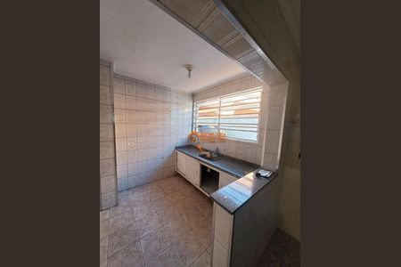 5_photo/94ce8bcad3.ceff8192393c33de-ATLAS-e182fab2-faad-4829-a77d-bfb6731ead5d.jpg de casa à venda com 5 quartos, m² em Jardim Sao Joao, Guarulhos