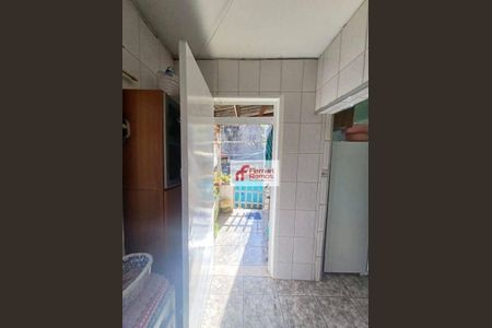 9_photo/94ce8bcadf.935c805baf9a7d1f-ATLAS-02084377-e5bb-48ca-86f8-2699e484c2a6.jpg de casa à venda com 3 quartos, 271m² em Jardim Sao Joao, Guarulhos