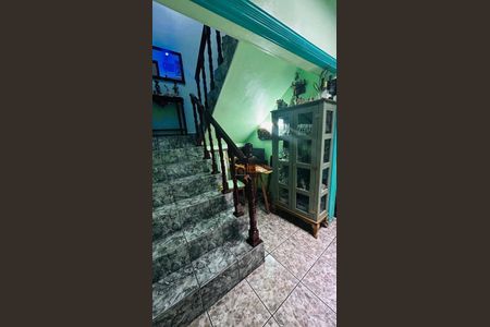 4_photo/94ce8bcadf.935c805baf9a7d1f-ATLAS-052bb566-428f-4aa2-be24-e4163a6d5274.jpg de casa à venda com 4 quartos, 266m² em Jardim Sao Joao, Guarulhos