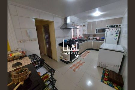 3_photo/94ce8bcb5b.37842ba0ab653a4d-ATLAS-202e5a9b-b2c7-4f34-8c34-ccada43fb7ed.jpg de casa à venda com 4 quartos, 250m² em Jardim Sao Joao, Guarulhos