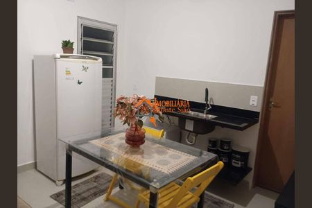 24_photo/94ce8bcbcd.ceff8192393c33de-ATLAS-12265bc5-21be-43dd-b066-2cf5de5aa53f.jpg de casa para alugar com 1 quarto, 50m² em São João, Guarulhos