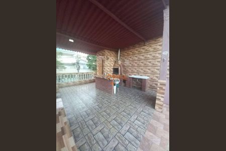 12_photo/94ce8bcd57.ceff8192393c33de-ATLAS-836734ab-7ded-4ad3-9193-d1fee4dd3482.jpg de casa à venda com 4 quartos, 220m² em São João, Guarulhos