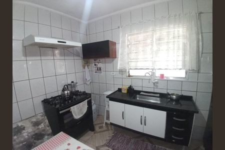 3_photo/94ce8bcdb3.3f98a3cadd470df4-ATLAS-5aba63cd-ecc1-4528-b70b-62194370033a.jpg de casa à venda com 4 quartos, 220m² em Jardim Lenize, Guarulhos