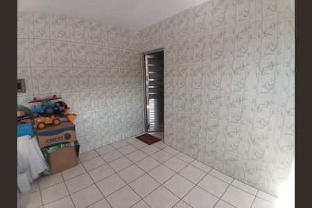 5_photo/94ce8bcdb3.3f98a3cadd470df4-ATLAS-c12ced06-c559-472a-8f8d-7ae1b4616ff6.jpg de casa à venda com 4 quartos, 220m² em Jardim Lenize, Guarulhos