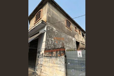 3_photo/94ce8bce53.ceff8192393c33de-ATLAS-1f88a5c0-b95b-4e21-a12e-e6656b094ed4.jpg de casa à venda com 4 quartos, 250m² em Jardim Lenize, Guarulhos