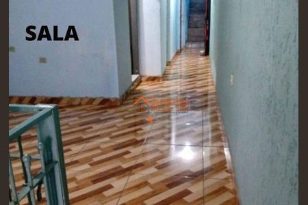 10_photo/94ce8bd219.ceff8192393c33de-ATLAS-aebe246e-dfcb-48ed-86b4-3c9baed88dc3.jpg de casa à venda com 6 quartos, 200m² em Cidade Soberana, Guarulhos