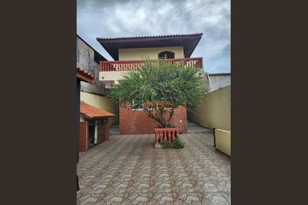 2_photo/94ce8bd403.ceff8192393c33de-ATLAS-f1fd8cd0-dc6e-4b4e-aa6d-227597251e81.jpg de casa à venda com 3 quartos, 400m² em Cidade Soberana, Guarulhos