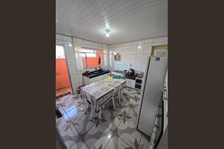 10_photo/94ce8bd40f.a0263460b3a4062d-ATLAS-e5fe3336-02cd-4c52-8acb-17c8640aec25.jpg de casa à venda com 2 quartos, 261m² em Cidade Soberana, Guarulhos