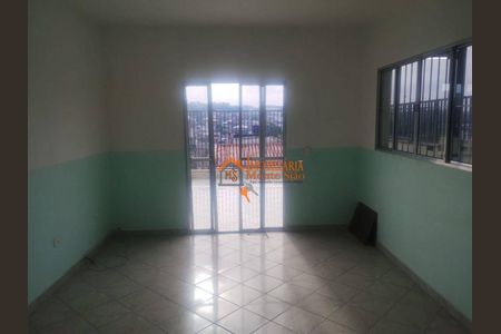 4_photo/94ce8bd49f.e1e9339d2da74223-ATLAS-2e7ff004-06c8-427b-9b64-a8c132e4b927.jpg de casa à venda com 3 quartos, 300m² em Cidade Soberana, Guarulhos