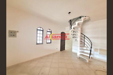 6_photo/94ce8bd4fb.74dbc9aa7d3e0758-ATLAS-3377f136-264b-4325-bcdc-88dcac6672d4.jpg de casa à venda com 4 quartos, 159m² em Cidade Soberana, Guarulhos