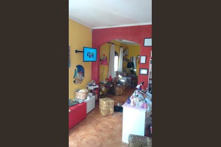 7_photo/94ce8bd5a3.66fcc92b62920e23-ATLAS-d6de8fbd-3d03-4f80-889c-e36f32b34766.jpg de casa à venda com 3 quartos, 200m² em Cidade Soberana, Guarulhos