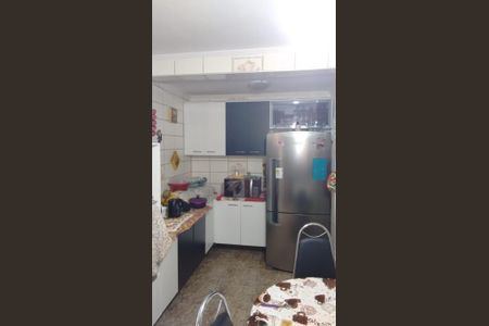 3_photo/94ce8bd5a3.66fcc92b62920e23-ATLAS-fb6bd23a-e691-4f40-8d9f-269442495898.jpg de casa à venda com 3 quartos, 200m² em Cidade Soberana, Guarulhos