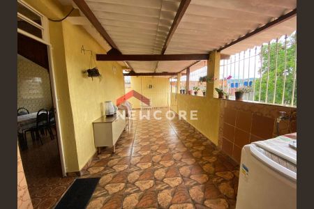 13_photo/94ce8bd5a7.9c16890d59937ae3-ATLAS-f01f6956-c7fa-4be7-8ca2-0c25d28ef2e1.jpg de casa à venda com 3 quartos, 180m² em Jardim IV Centenario, Guarulhos