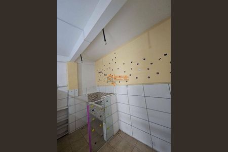 43_photo/94ce8bd6f1.6ba4ef9df26df2e3-ATLAS-7210f90f-5ac6-483c-9bbd-0eb6cb71f374.jpg de casa à venda com 2 quartos, 450m² em Cidade Soberana, Guarulhos