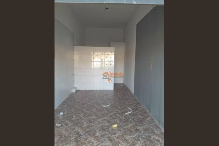 2_photo/94ce8bd6f1.6ba4ef9df26df2e3-ATLAS-91b41e37-61bd-484e-8a02-b41b9512d5a4.jpg de casa à venda com 2 quartos, 450m² em Cidade Soberana, Guarulhos