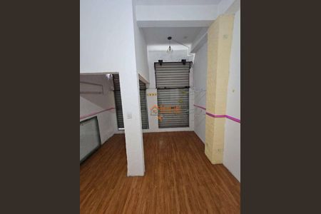 44_photo/94ce8bd6f1.6ba4ef9df26df2e3-ATLAS-9b2eae1a-966a-4fbc-bb05-063c968594ab.jpg de casa à venda com 2 quartos, 450m² em Cidade Soberana, Guarulhos