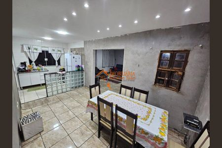 2_photo/94ce8bd6f1.6ba4ef9df26df2e3-ATLAS-a912725c-c1fa-447f-9a7b-5770fff7e0f5.jpg de casa à venda com 2 quartos, 450m² em Cidade Soberana, Guarulhos
