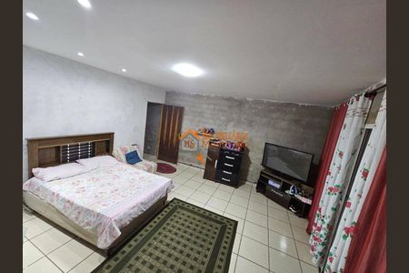 42_photo/94ce8bd6f1.6ba4ef9df26df2e3-ATLAS-afd1507d-b2d7-4be0-8149-51aee6ca4fd1.jpg de casa à venda com 2 quartos, 450m² em Cidade Soberana, Guarulhos