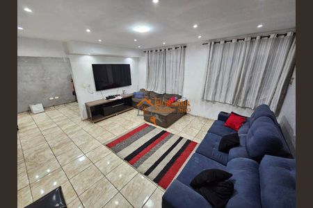 30_photo/94ce8bd6f1.6ba4ef9df26df2e3-ATLAS-dc7e125e-3584-4b1a-8049-912be0fe9e8c.jpg de casa à venda com 2 quartos, 450m² em Cidade Soberana, Guarulhos