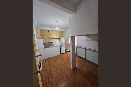 46_photo/94ce8bd6f1.6ba4ef9df26df2e3-ATLAS-fdbdf5dc-e11e-4bad-a7fb-d42492fee3f7.jpg de casa à venda com 2 quartos, 450m² em Cidade Soberana, Guarulhos
