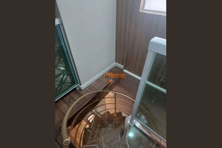 9_photo/94ce8bd857.dc4c3710a436727e-ATLAS-23a13cdd-dc9f-42ed-acf5-3979edf8eeef.jpg de casa à venda com 2 quartos, 192m² em Cidade Soberana, Guarulhos