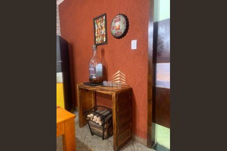 7_photo/94ce8bd8e3.11dc2826f470a741-ATLAS-4ea2ba97-0af7-4ad6-a819-1579b59bde67.jpg de casa à venda com 2 quartos, 194m² em Cidade Soberana, Guarulhos