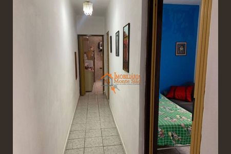 10_photo/94ce8bd9af.3b6bc584e225c04e-ATLAS-06642666-08c8-40d3-af82-5cb184a4a210.jpg de casa para alugar com 2 quartos, 80m² em Cidade Soberana, Guarulhos