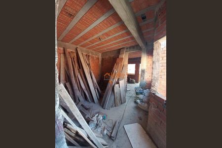 12_photo/94ce8bdec1.ceff8192393c33de-ATLAS-6eaec4f8-598a-47cb-8504-e98656430c7a.jpg de casa à venda com 9 quartos, 490m² em Cidade Soberana, Guarulhos