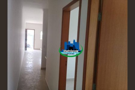 5_photo/94ce8be44b.ceed9eac91d5e294-ATLAS-5a37d658-4b17-4639-9df2-8007327f4fee.jpg de casa à venda com 2 quartos, 60m² em Jardim Fortaleza, Guarulhos