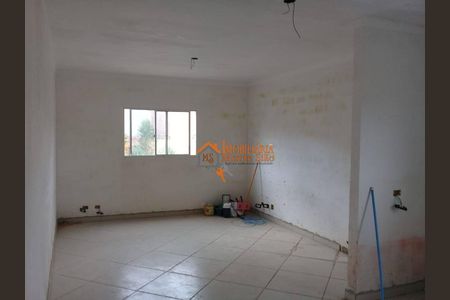 2_photo/94ce8be5e9.ceff8192393c33de-ATLAS-6cd64238-e0e3-48a0-affd-4968761a093e.jpg de casa à venda com 2 quartos, 60m² em Jardim Fortaleza, Guarulhos