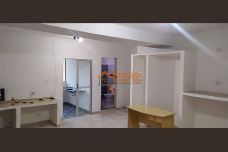 6_photo/94ce8bf8e7.ceff8192393c33de-ATLAS-97ec5bce-015f-43bf-a8f9-7fb37d811c25.jpg de casa à venda com 3 quartos, m² em Jardim Fortaleza, Guarulhos