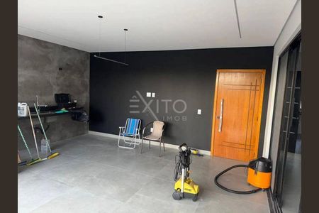 4_photo/94ced87d81.e9bc35269128f7e8-ATLAS-58f17592-485d-4d40-a358-e9fa335b2a86.jpg de casa à venda com 3 quartos, 250m² em Ivoturucaia, Jundiaí