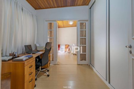 39_photo/94ced8bee3.f38e38137a2159e3-ATLAS-8ead9c85-bcd9-4c3d-9700-a0bc85544fb9.jpg de casa à venda com 5 quartos, 513m² em Ivoturucaia, Jundiaí