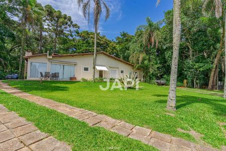 32_photo/94ced8bee3.f38e38137a2159e3-ATLAS-95041ce4-09b8-4ff5-ad31-3f75d8cd3f01.jpg de casa à venda com 5 quartos, 513m² em Ivoturucaia, Jundiaí