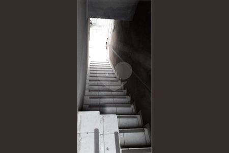 12_photo/94cef44141.e6e1c947b02cf8fb-ATLAS-4e755ba4-5fe6-4da3-84ba-e91128e39b0d.jpg de casa à venda com 2 quartos, 150m² em Vila Ayrosa, São Paulo