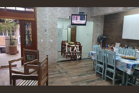 10_photo/94cef4449f.b96229d7c7eeff72-ATLAS-479a4cfb-4764-4d1c-8f9d-a364b0b7ceae.jpg de casa à venda com 3 quartos, 302m² em Jardim Palmira, Guarulhos