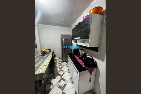 8_photo/94cef44f99.1c5ee5b12bdcf8f7-ATLAS-bb25e1a6-e4cc-4976-81ef-36c0f357de26.jpg de casa à venda com 4 quartos, 180m² em Vila Nova Galvão, São Paulo