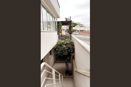 1_photo/94cef45001.c90c40155f0c5e06-ATLAS-3153f7d2-e318-48a8-9509-0889c8f6f7c8.jpg de casa à venda com 3 quartos, 245m² em Jardim Rosana, Guarulhos