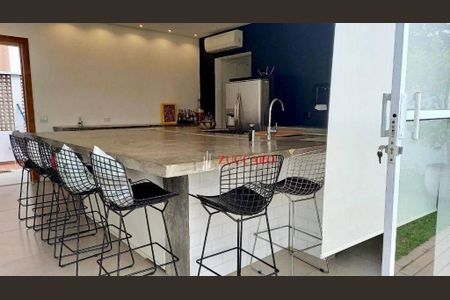 4_photo/94cef45001.c90c40155f0c5e06-ATLAS-a28ffbb2-6d02-41a4-b018-b21be1c1907c.jpg de casa à venda com 3 quartos, 245m² em Jardim Rosana, Guarulhos