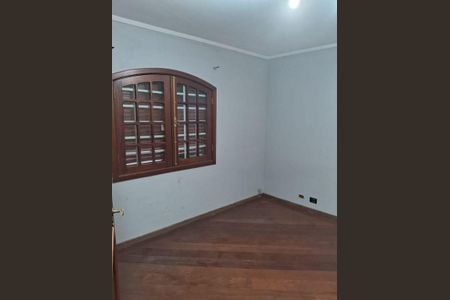 14_photo/94cef4508f.088740a96a860cc5-ATLAS-97263e83-8bfd-4784-8d3c-eb0c38d35fce.jpg de casa para alugar com 4 quartos, 270m² em Jardim Rosana, Guarulhos