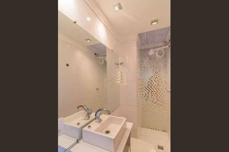 5_photo/94cef45237.e11d5a27f1a1ca66-ATLAS-1771ebf7-c653-43e2-b8d2-c1dbbf6ea919.jpg de casa à venda com 2 quartos, 50m² em Jardim do Papai, Guarulhos