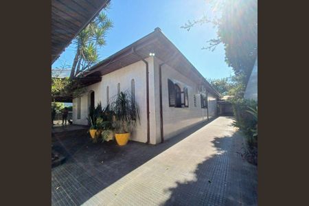 39_photo/94cef4526d.caf6c04f909f2ef2-ATLAS-afeb3ac8-2022-4af9-8f28-3e5e9e63c2fe.jpg de casa para alugar com 3 quartos, 361m² em Jardim do Papai, Guarulhos