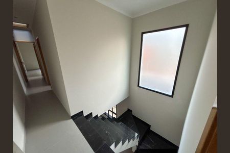 3_photo/94cef452cf.2899b17cdfb92887-ATLAS-15351a75-0baf-40db-b502-183e80261b4e.jpg de casa à venda com 3 quartos, 160m² em Vila Galvão, Guarulhos