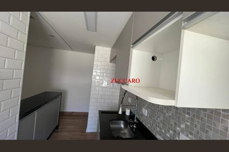 10_photo/94cef453b9.c0c067cc6af55e8b-ATLAS-8e86dcf3-3240-404a-80c8-b4a5a694c283.jpg de apartamento à venda com 2 quartos, 56m² em Jardim do Papai, Guarulhos