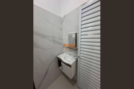 5_photo/94cef4568f.ceff8192393c33de-ATLAS-9f878651-4a94-462c-9e41-e7f58f618c4f.jpg de casa para alugar com 1 quarto, 37m² em Parque Continental I, Guarulhos